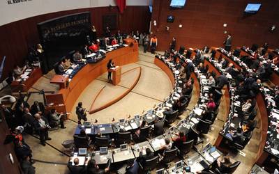 Senadores de Morena solicitan formalmente consulta popular para enjuiciar a expresidentes