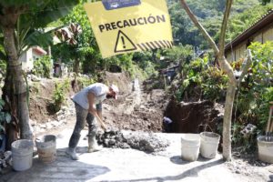 Supervisa gobierno reparaciones tras lluvias en  Jopala, Xicotepec y Zihuateutla