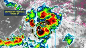 Depresión tropical ‘Doce-E’ ocasionará fuertes lluvias en Guerrero, Oaxaca y Chiapas