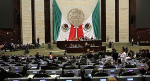 Diputados aprueban dictamen para quitar fuero al presidente de México