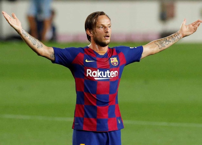 Rakitic deja al Barcelona y vuelve al Sevilla