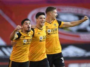 Wolves y Jiménez inician la Premier con éxito