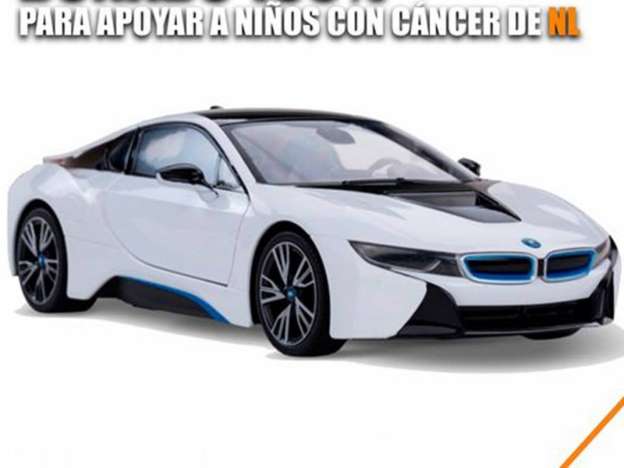 Samuel García vende su BMW para niños con cáncer