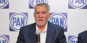 Se le cayó la candidatura en San Andrés al Pastor Fraile