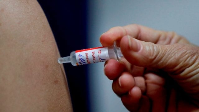 Vacunaciones masivas serán hasta mediados de 2021, advierte la OMS