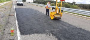 Ejecuta Infraestructura bacheo emergente en bulevar Audi