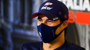 Checo Pérez es anunciado como piloto de Red Bull