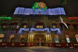 Iluminan la Capital Poblana con más de 319 mil focos led por mes patrio