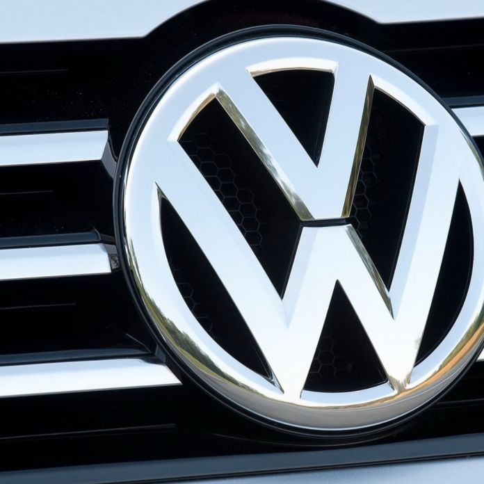 Volkswagen México rompe relación con distribuidor de Coyoacán por imágenes nazi