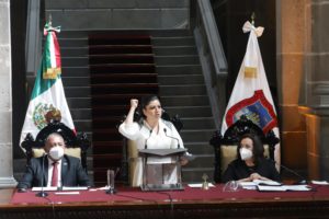 El segundo informe de Claudia Rivera, y el desdén del gobernador