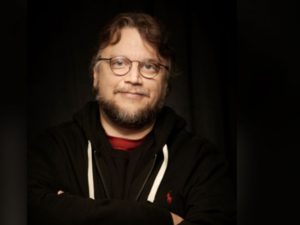 Del Toro lo vuelve a hacer; busca apoyar a mexicanos sobresalientes