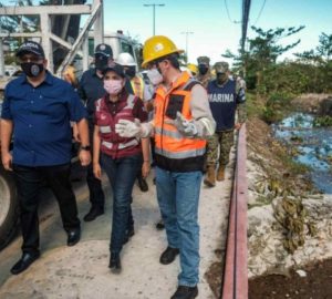 Avanzan servicio de limpieza y luz en Cancún