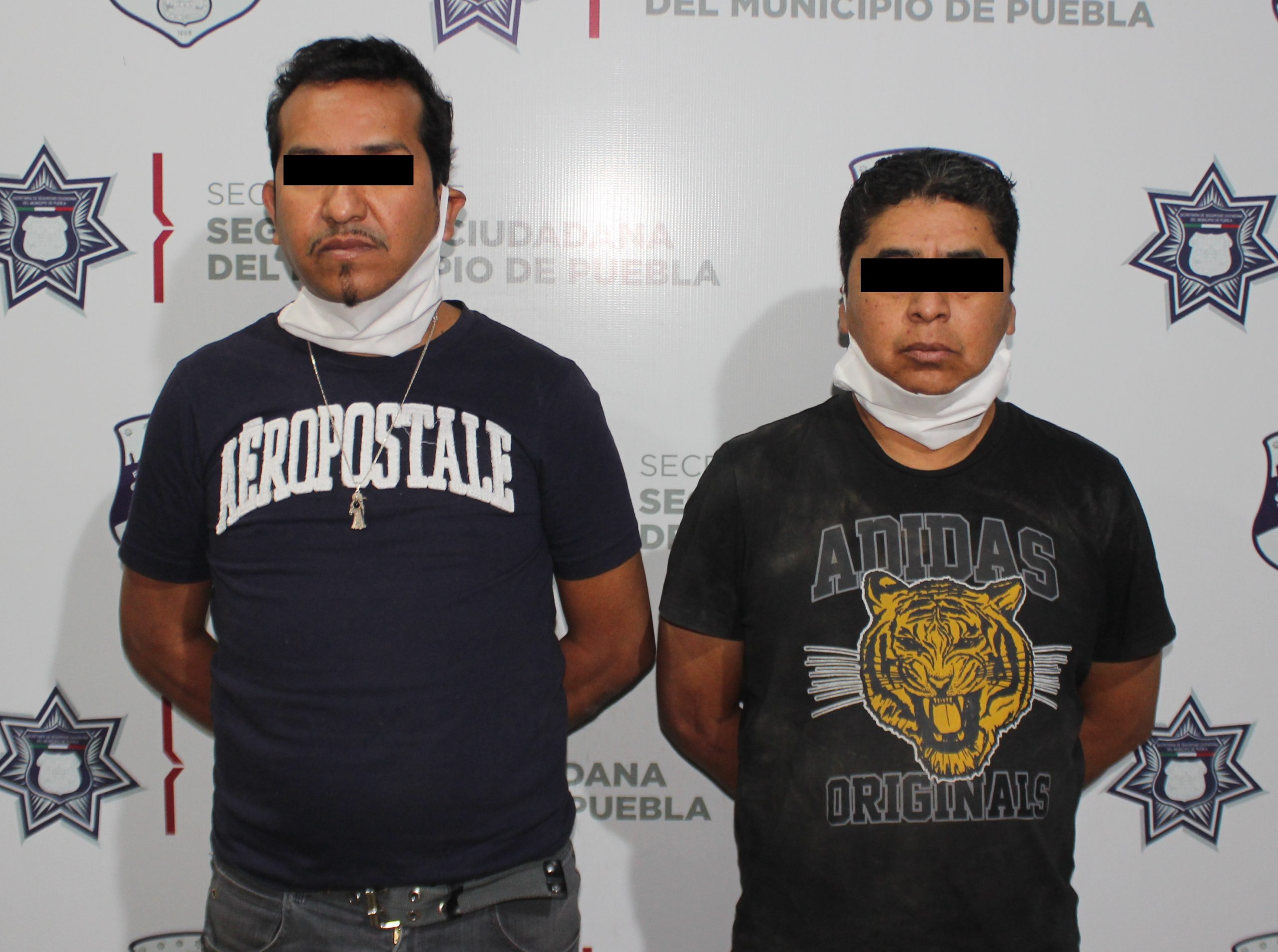 En el Barrio de Analco detienen a dos presuntos delincuentes por robo a negocio