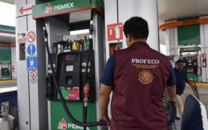 Entra en vigor norma que exige a gasolineras dar ‘litros de a litro’