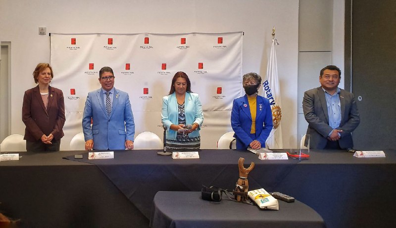 Club Rotario y LN4 en alianza estratégica con Cruz Roja Ciudad de Puebla, entregan más de 100 prótesis de mano