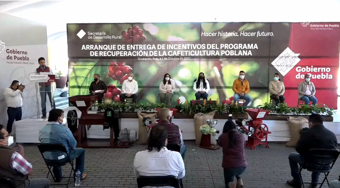 Seguiremos invirtiendo en el campo poblano: Barbosa Huerta