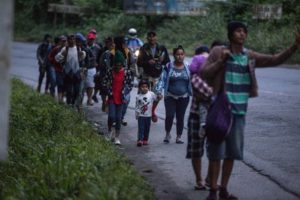 Disuelve INM caravana de hondureños