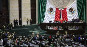 Avanza en comisión dictamen que elimina fideicomisos; es enviada al Pleno de Cámara de Diputados