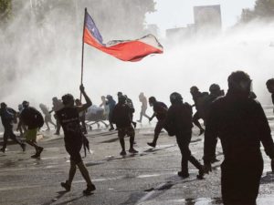 Disturbios a dos días de plebiscito en Chile