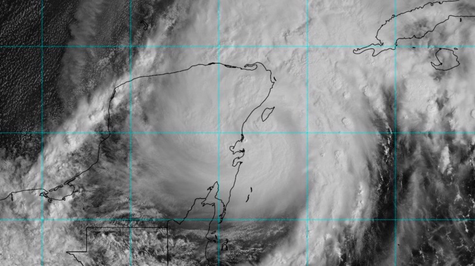 Gamma cerca de alcanzar categoría de huracán mientras se aproxima a la Península de Yucatán