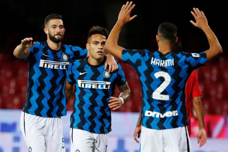 Tres jugadores más del Inter de Milán dan positivo por Covid-19