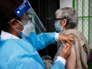 IMSS aplica 645 mil 985 vacunas contra la influenza