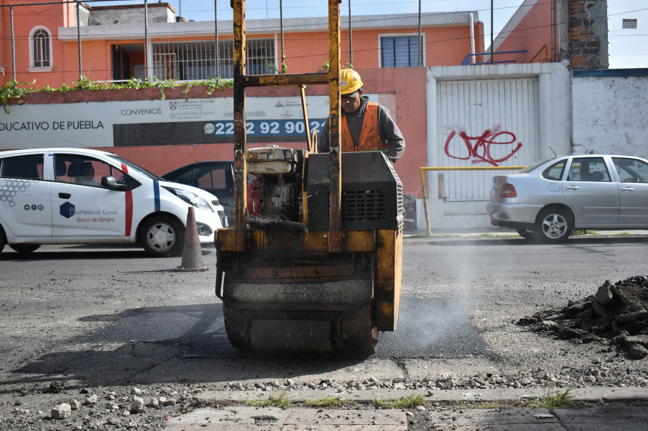 Se han tapado 27 mil 105 metro cuadrados de baches en la capital poblana