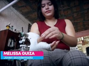 Máquina arranca brazo a joven; médicos de IMSS lo reimplantan con éxito