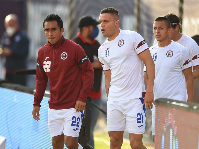 En Cruz Azul se sale campeón o es fracaso, dice Baca