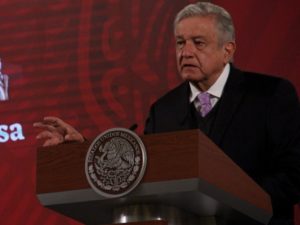 López Obrador se reúne con empresarios para tratar outsourcing