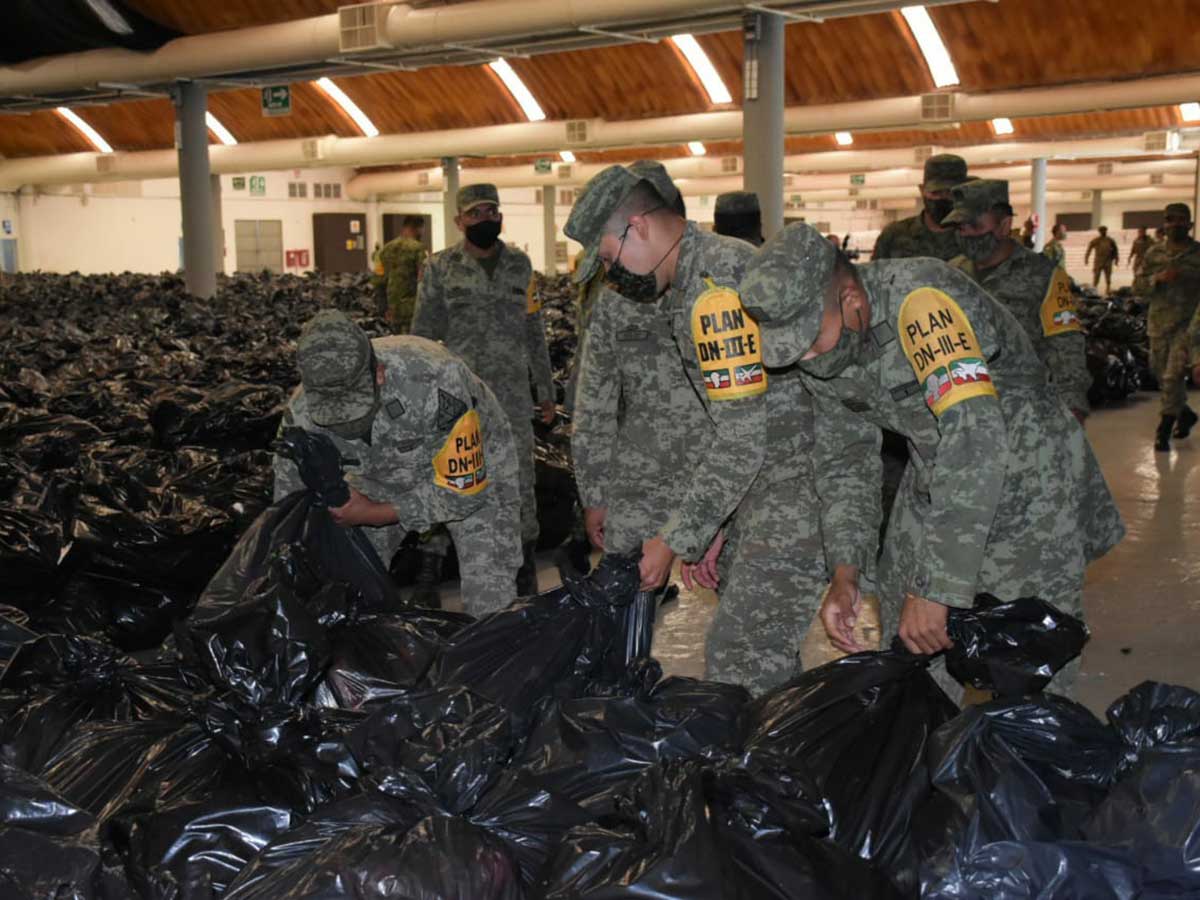 Sedena lleva 205 toneladas de víveres a Tabasco