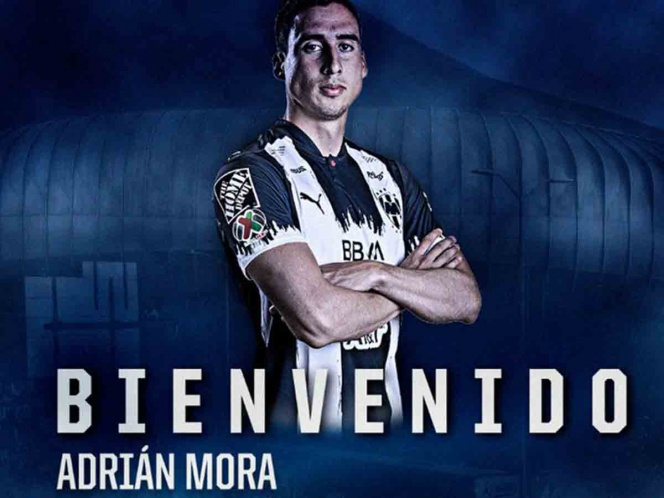 Adrián Mora refuerza la zaga de Rayados