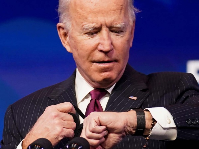 Joe Biden se vacunará contra covid este lunes