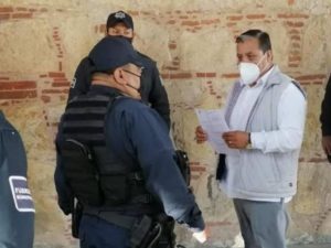 Detienen a alcalde en Oaxaca por adeudo económico