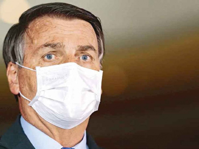 Pandemia hunde apoyo a Bolsonaro en Brasil