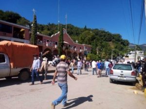 Pelea entre simpatizantes del PRI y Panal deja 3 heridos en Hidalgo