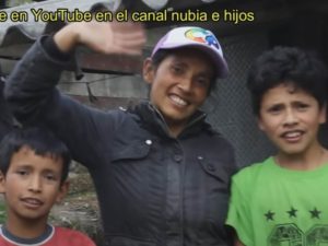 Familia campesina se hace youtuber y con ganancias compran terreno