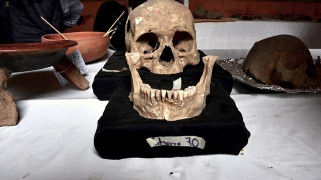 Analiza el INAH 80 entierros prehispánicos descubiertos en Atlixco