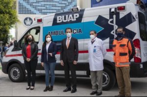 Recibe BUAP en comodato ambulancia del Ayuntamiento de Puebla