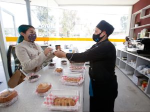 Abre SEDIF cafetería con causa en zona de Angelópolis