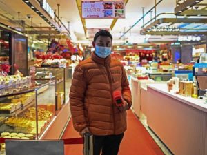 Reporta China helado contaminado con covid-19