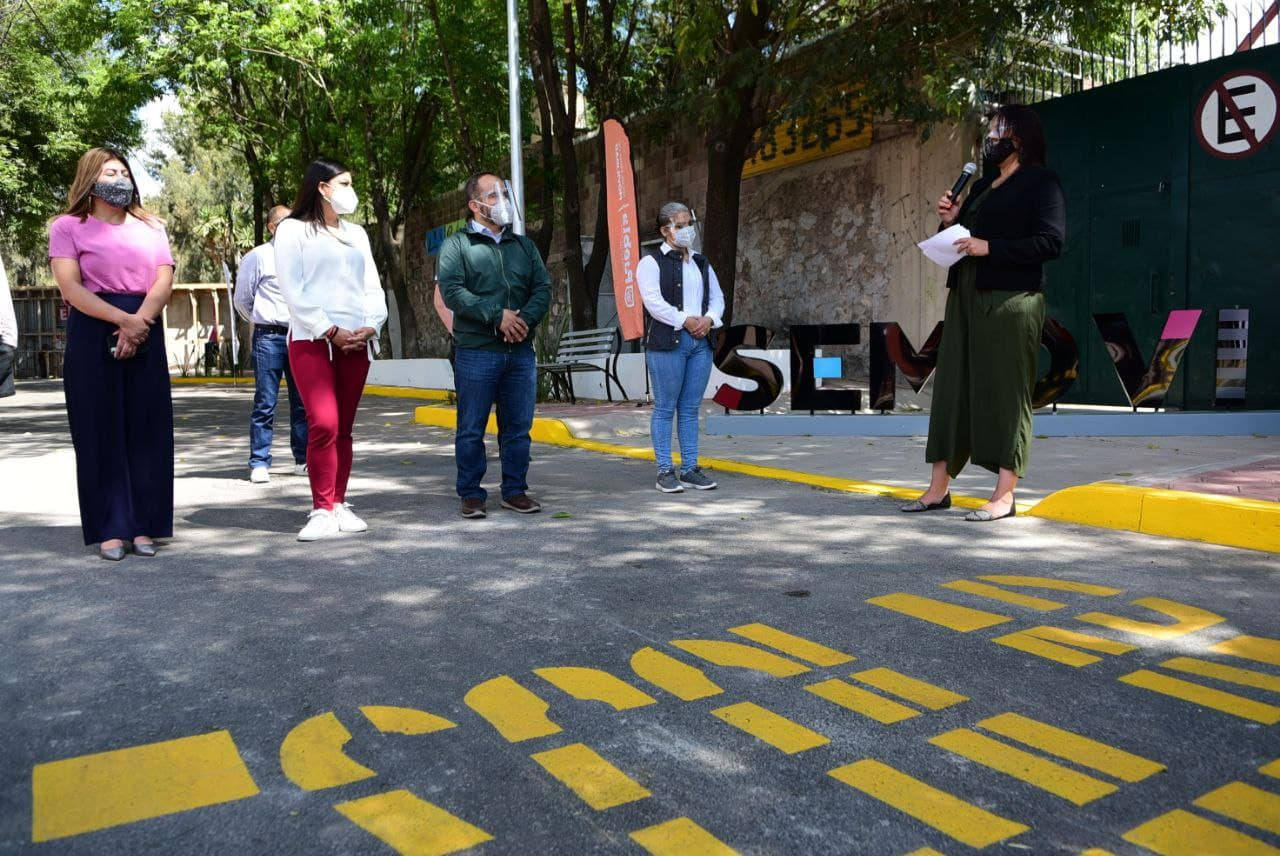 Ayuntamiento de Puebla mejora zona peatonal del BINE