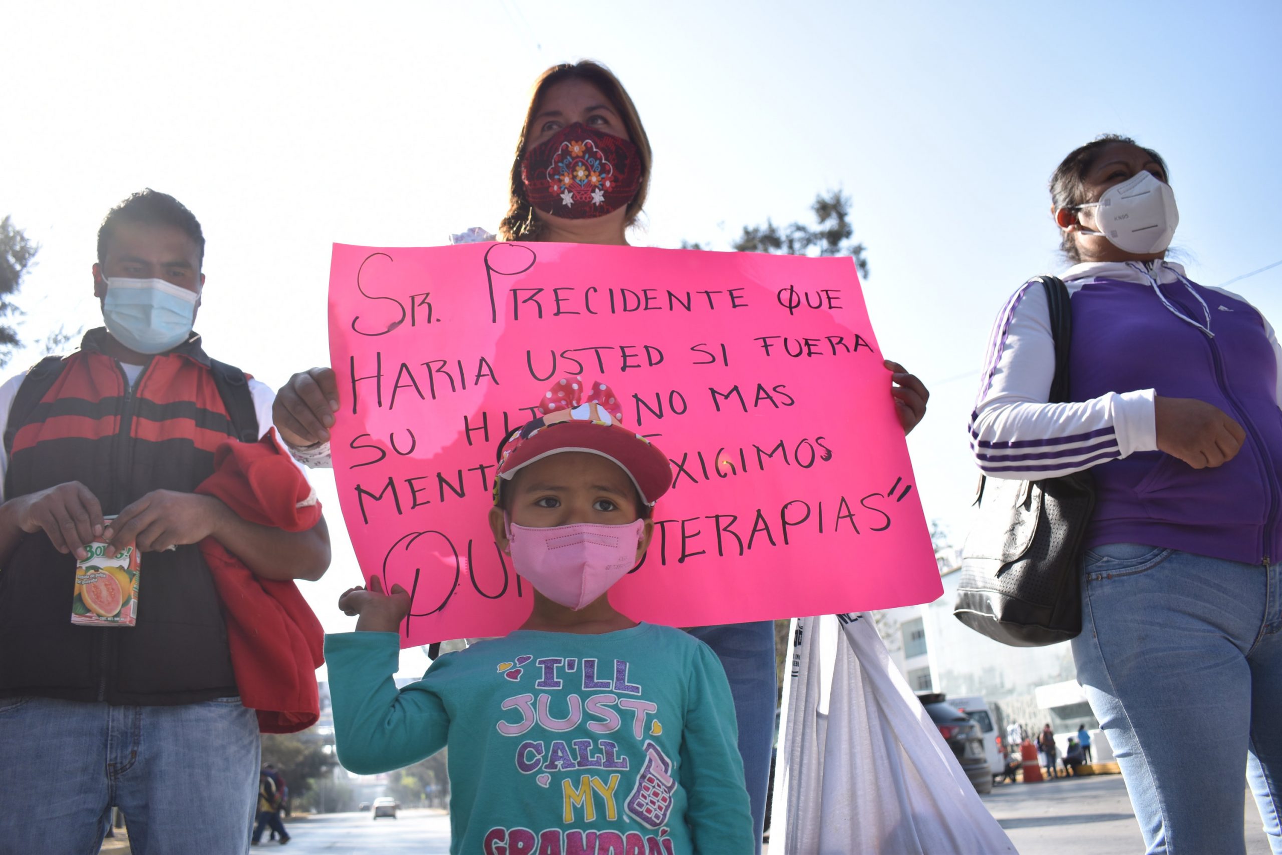 Exigen padres medicamento contra el cáncer para el HNP; autoridades aceptan desabasto