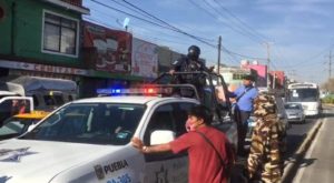 Operativo en el tianguis de los lavaderos termina en enfrentamiento