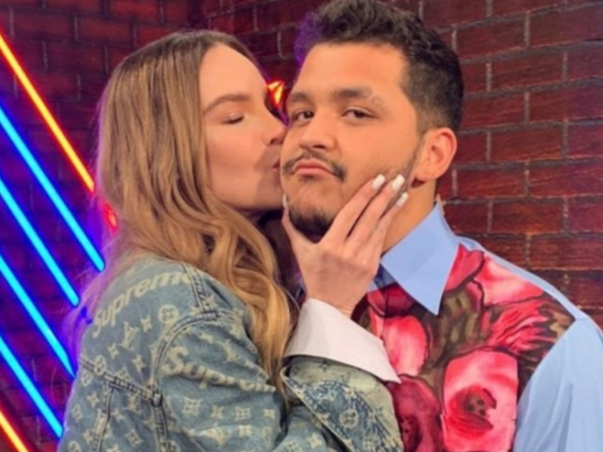 Belinda presume nuevo look de Christian Nodal