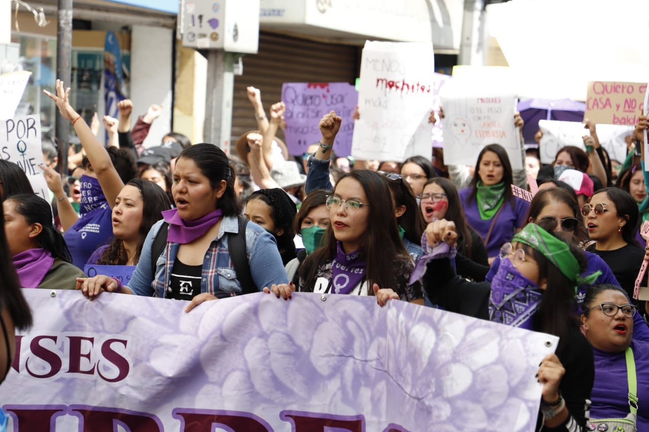 Manifestantes también causan destrozos en Hidalgo durante #8M