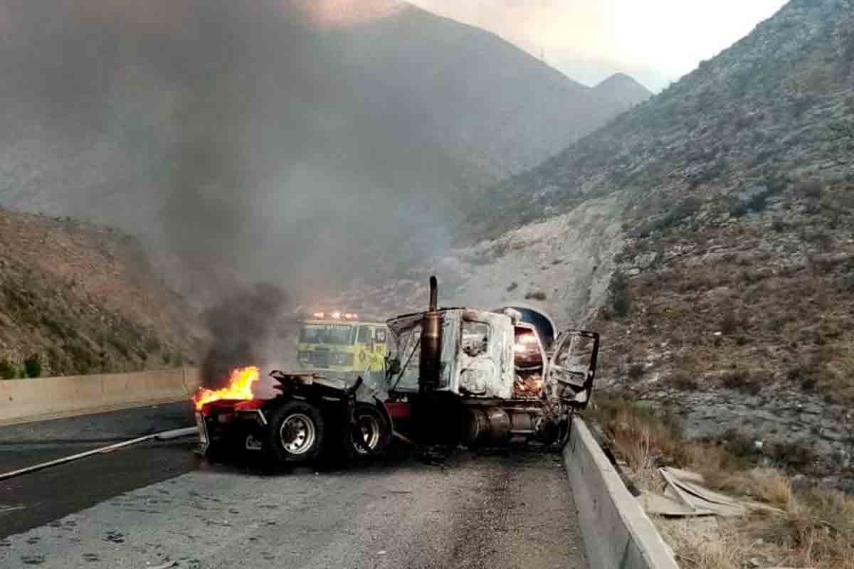 Trágico accidente provoca cierre de carretera en Coahuila