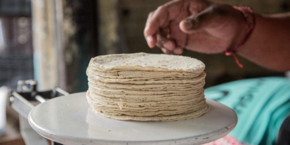 Hasta en 27 pesos se vende kilo de tortilla