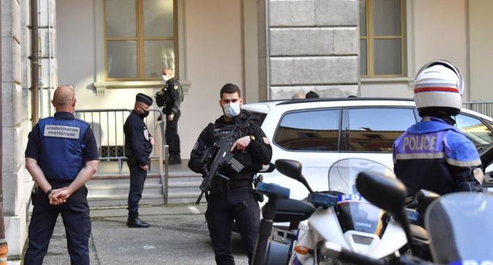 Hombre en Francia es detenido por quemar viva a su esposa
