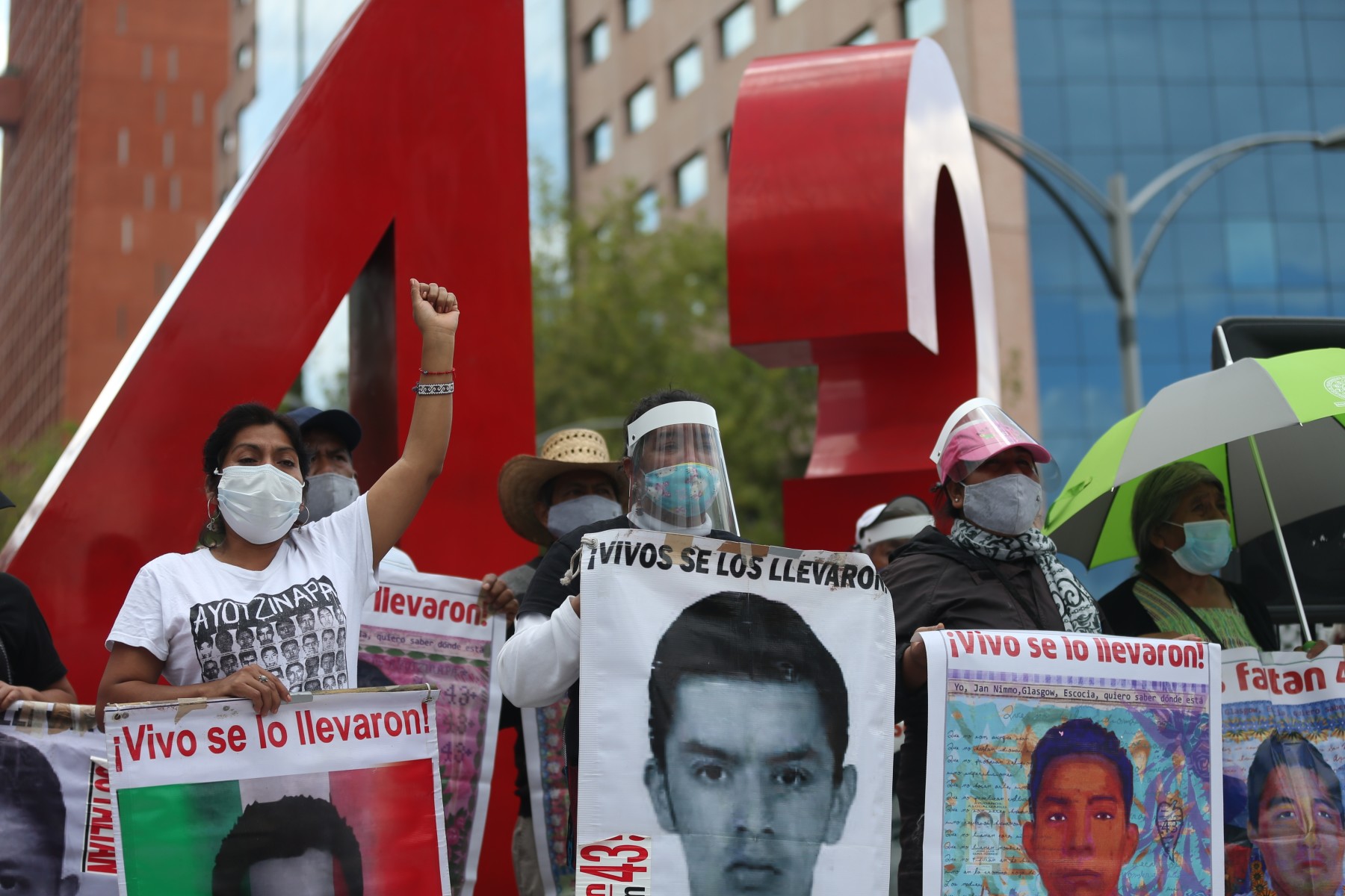 Hay una persona detenida en EE.UU ligada al caso de Ayotzinapa: AMLO